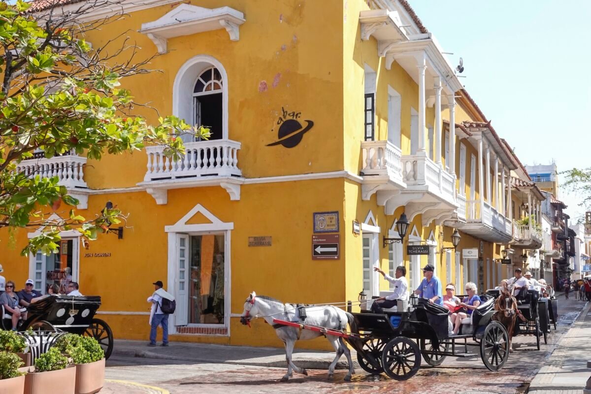 Cartagena’s Iconic Horse Carriages: Are Electric Buggies The Future Or A Disaster?
