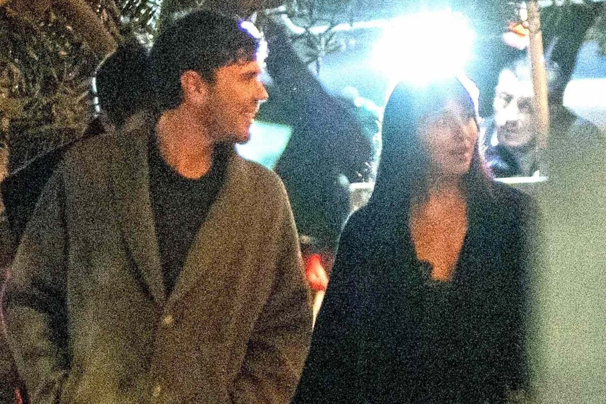 Is This A List Duo The Newest Hollywood Power Couple? See The Jaw Dropping