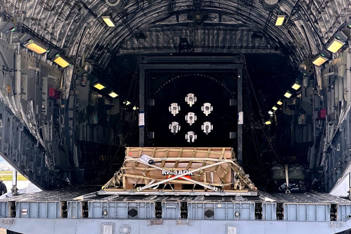 Did The Pentagon Just Airlift A Nuclear Reactor? What This ‘secret’ Military