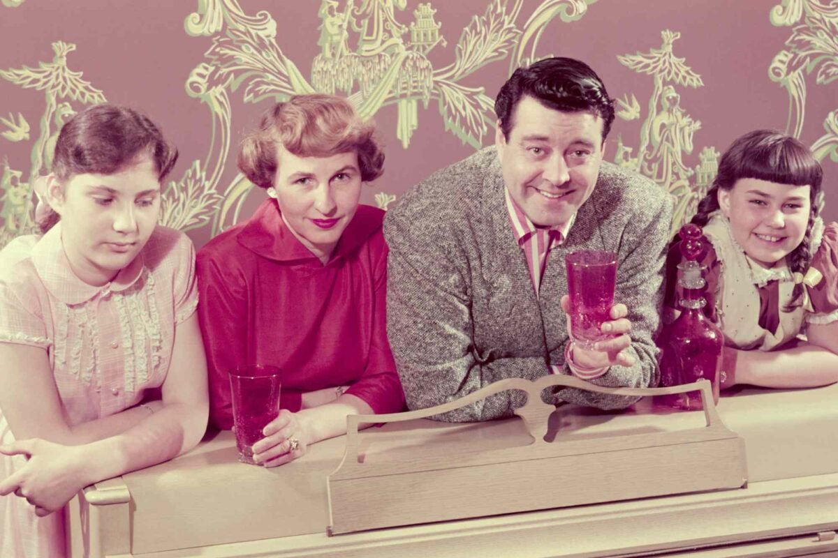 Behind The Laughter: Who Were Jackie Gleason’s First Kids With Genevieve Halford?