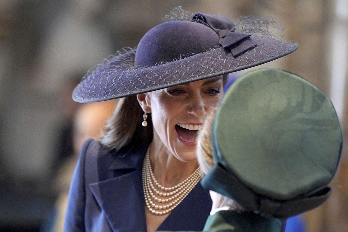 Is Ai Reshaping Royal Reporter Greetings? One Insider Spills The Tea On