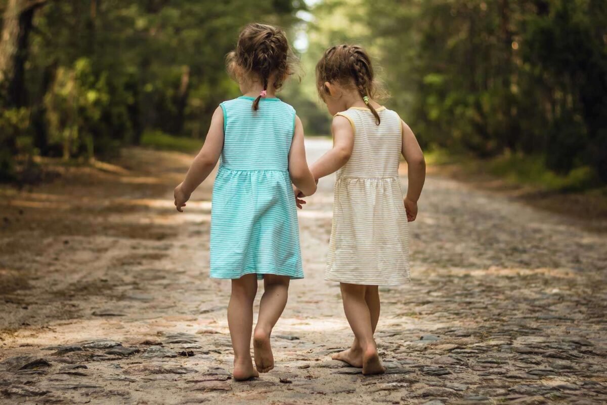 Feeling Overwhelmed By Modern Parenting Challenges? This Mom’s Viral Perspective Will Shake