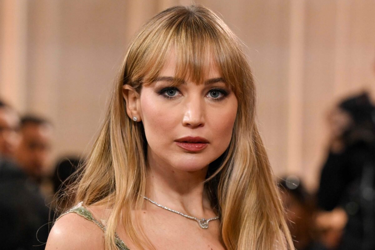 Are These Viral Sweatpant Jeans On Amazon The Only Pants You’ll Ever