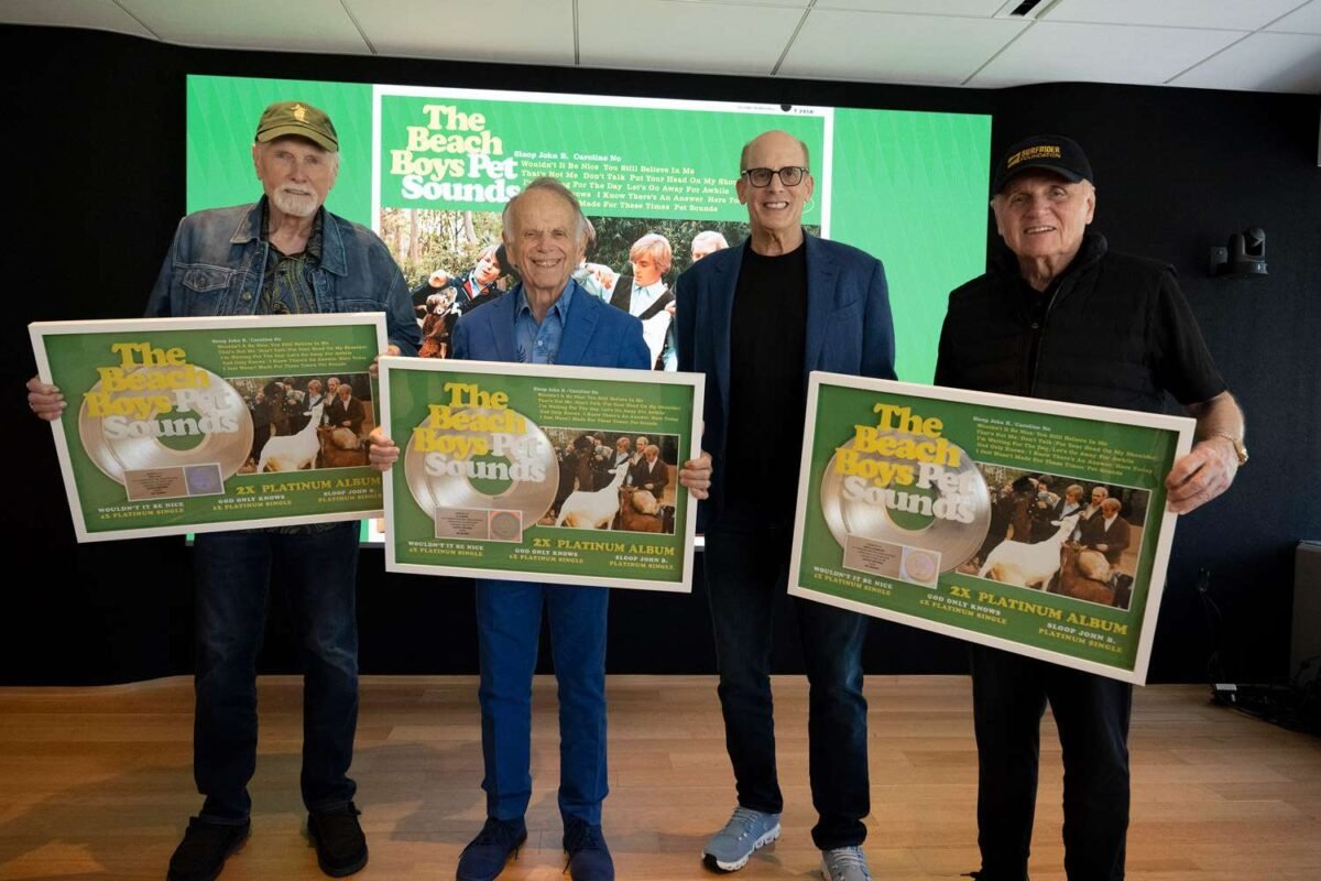Still Surfin’ After All These Years: The Beach Boys’ Mike Love, Al