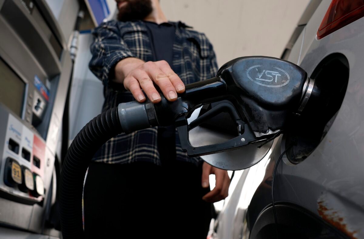 Your Wallet Is Crying: How To Beat Sky High Gas Prices This Busiest