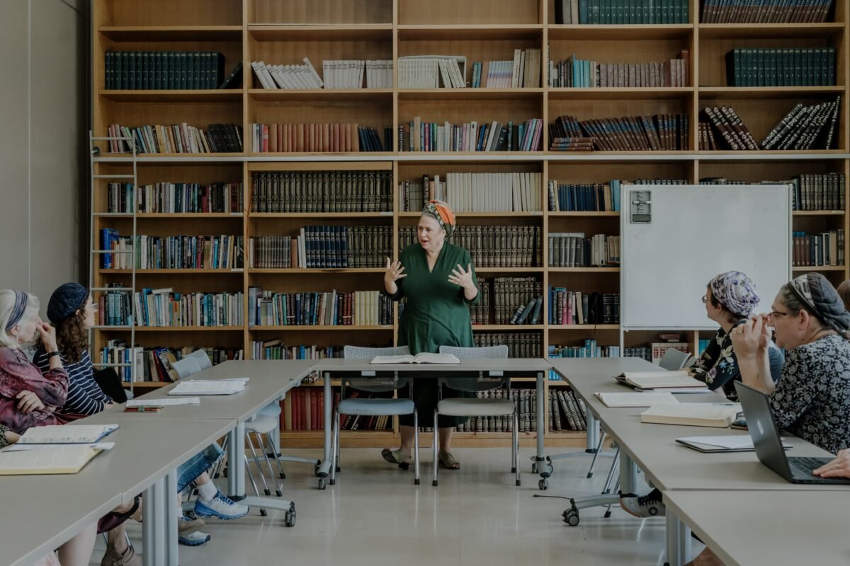 Breaking: Women Can Now Take Orthodox Rabbinical Exams In Israel – So