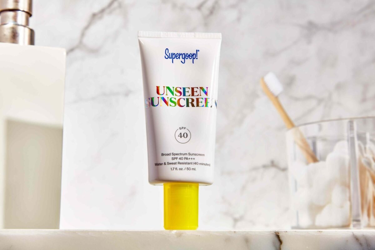 Is Your Moisturizer Secretly Clogging Your Pores? Why You Need Hydrating, Lightweight,