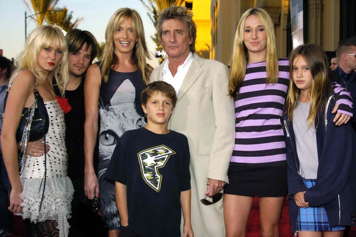 Rod Stewart’s Secret: You Won’t Believe How Many Kids He Has!