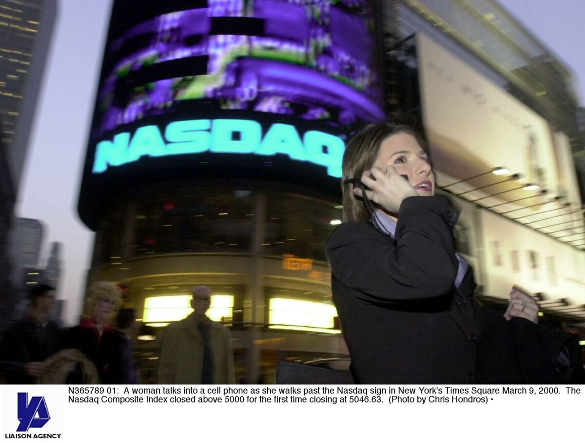 The Ai Stock Market Bubble: Is It About To Burst, Leaving Investors
