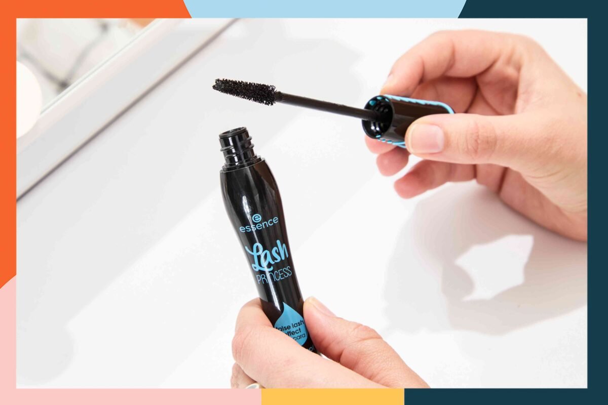 Are You Missing The Undisputed Makeup Anchors That Elevate Every Look? Listen