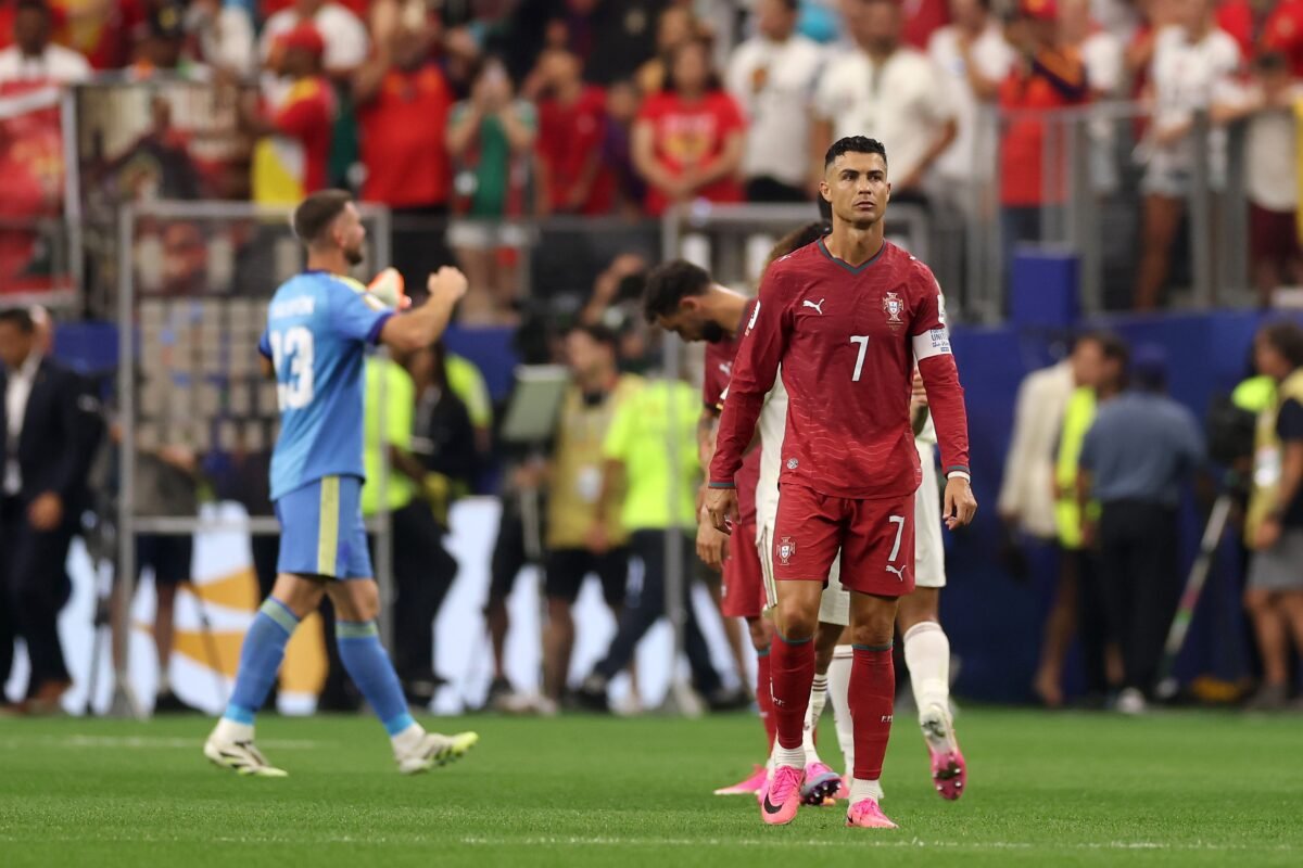 End Of An Era? These Football Legends Just Played Their Final World