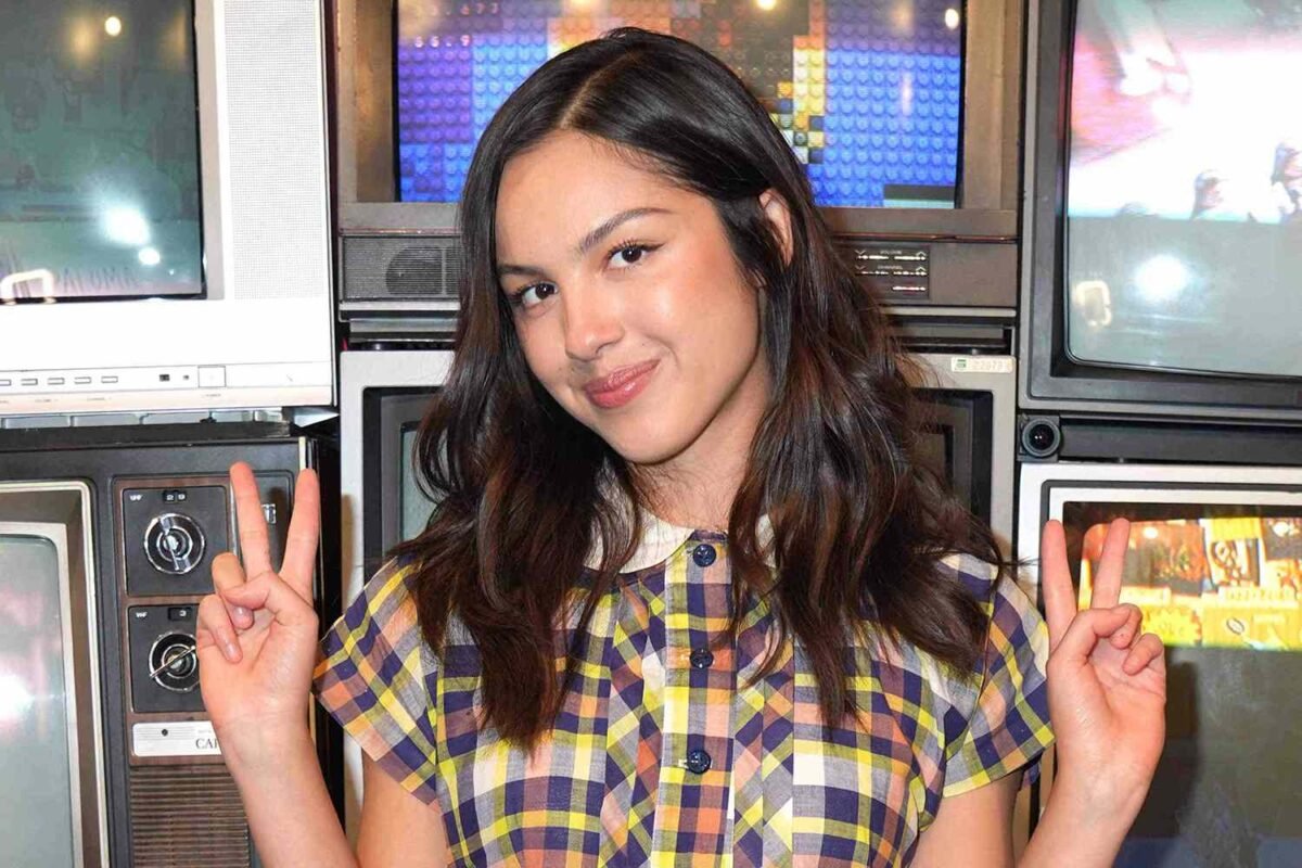 Is This Superstar’s Secret Fast Food Ritual The Most Relatable Celebrity Habit