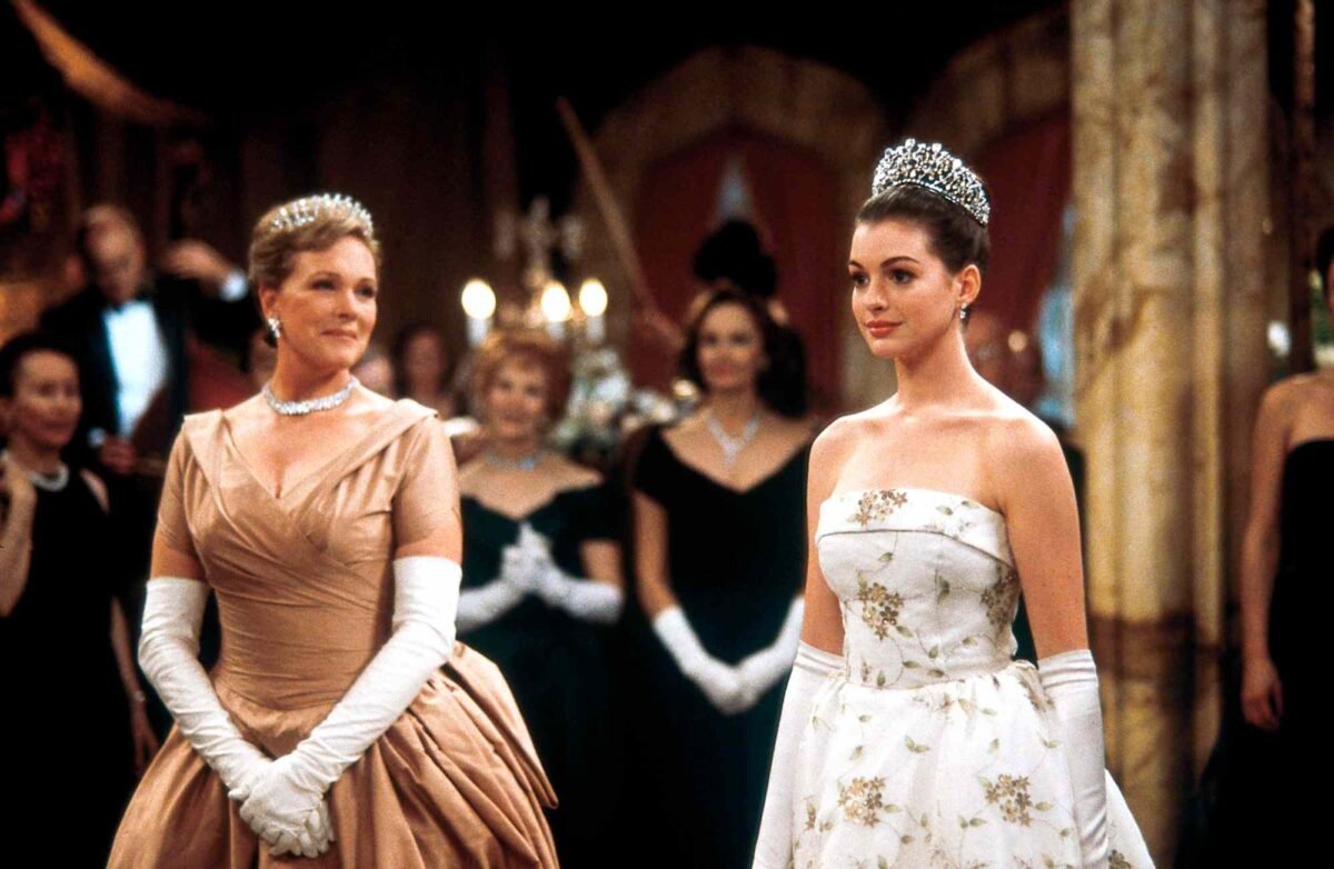 Is Anne Hathaway Finally Bringing Back Princess Mia For Princess Diaries 3?!